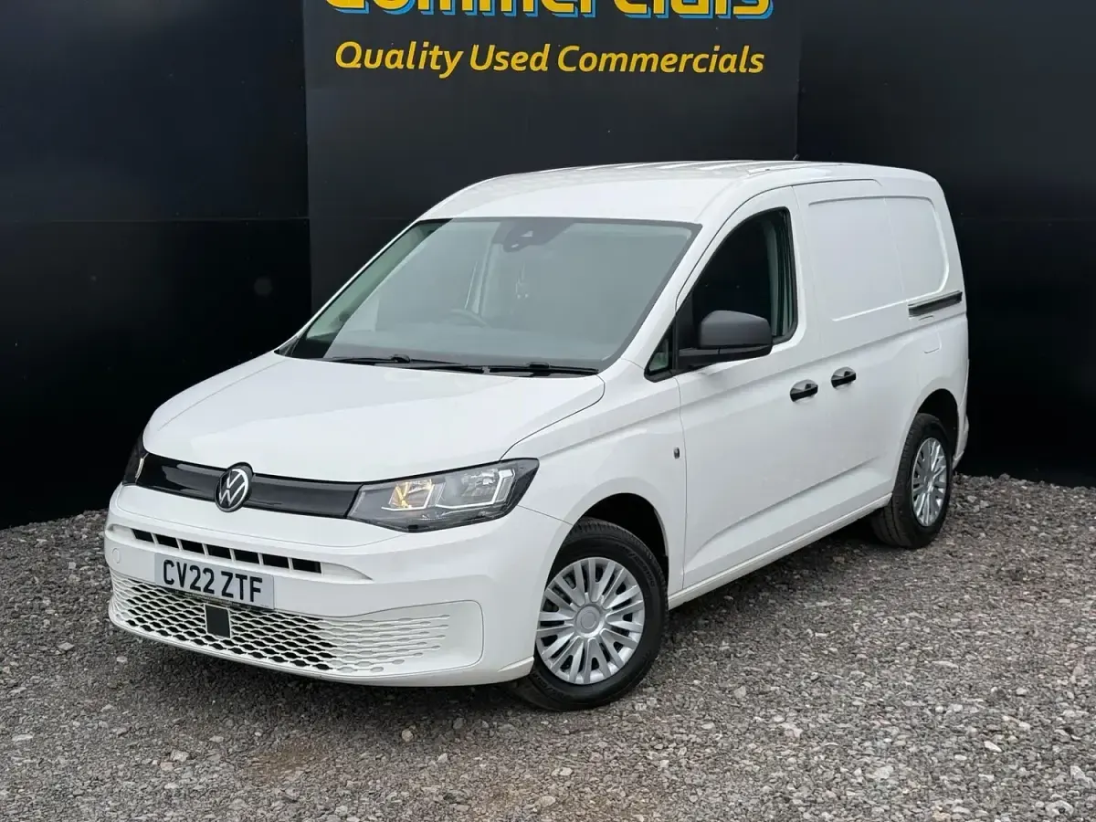 Used VW Caddy 102 HP (75 kW) 2022 White MPV