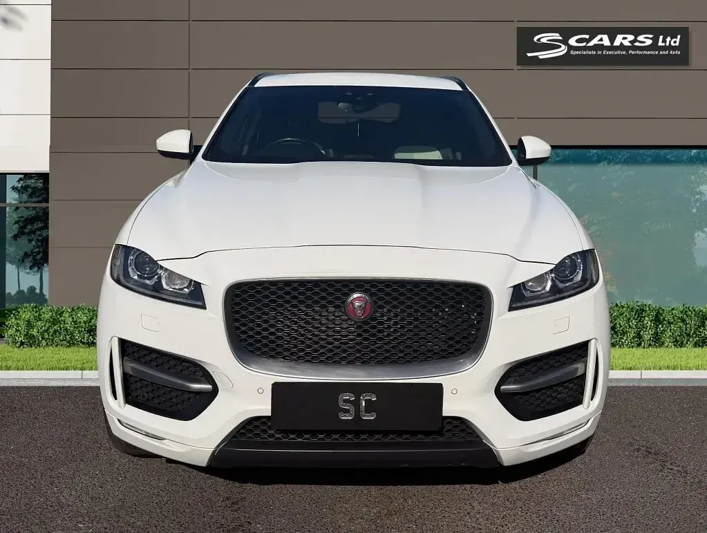 Used Jaguar F-Pace R-Sport 2018 White SUV