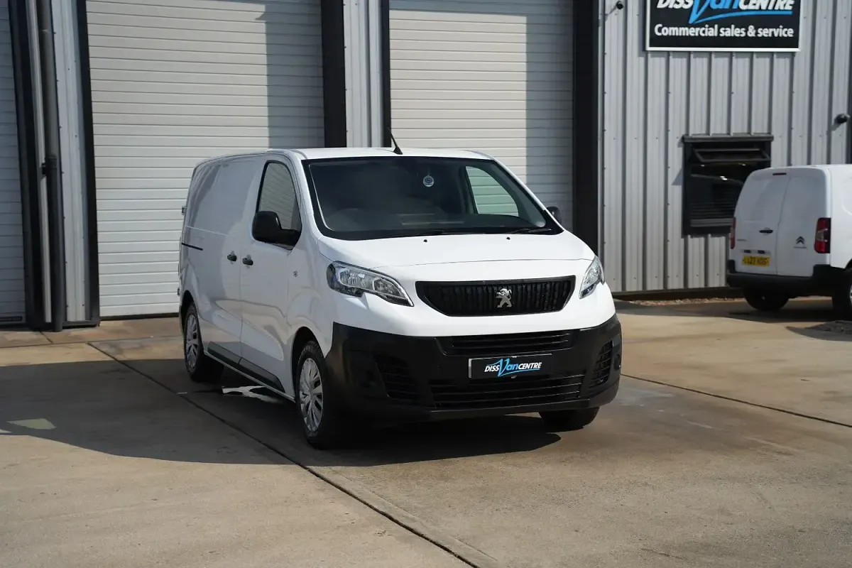 Used Peugeot Expert Premium 2022 White Van