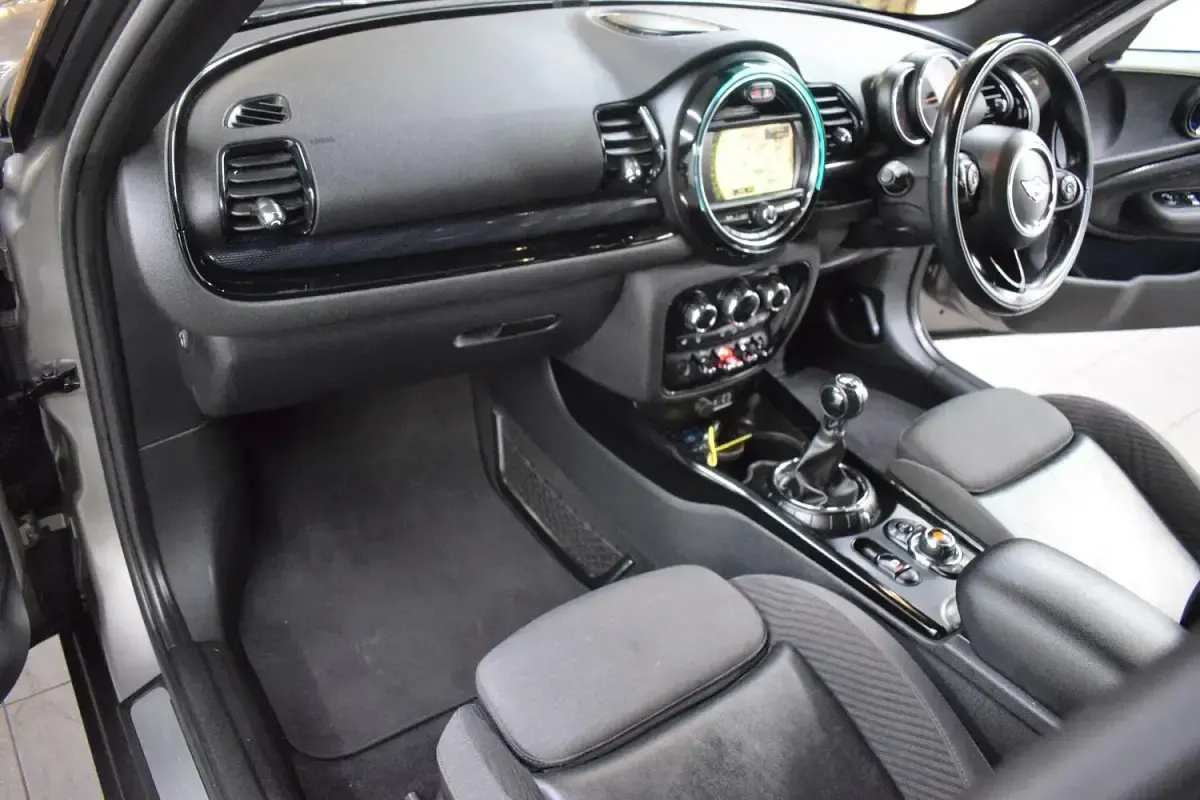 Used Mini Cooper Clubman 136 HP (100 kW) 2015 Silver Estate