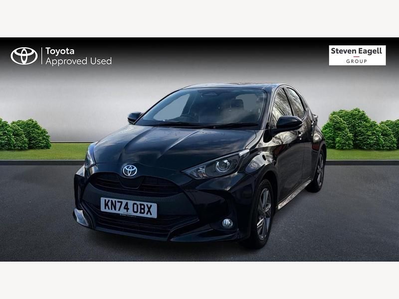 Used Toyota Yaris Hybrid 116 HP (85 kW) 2024 Black Hatchback