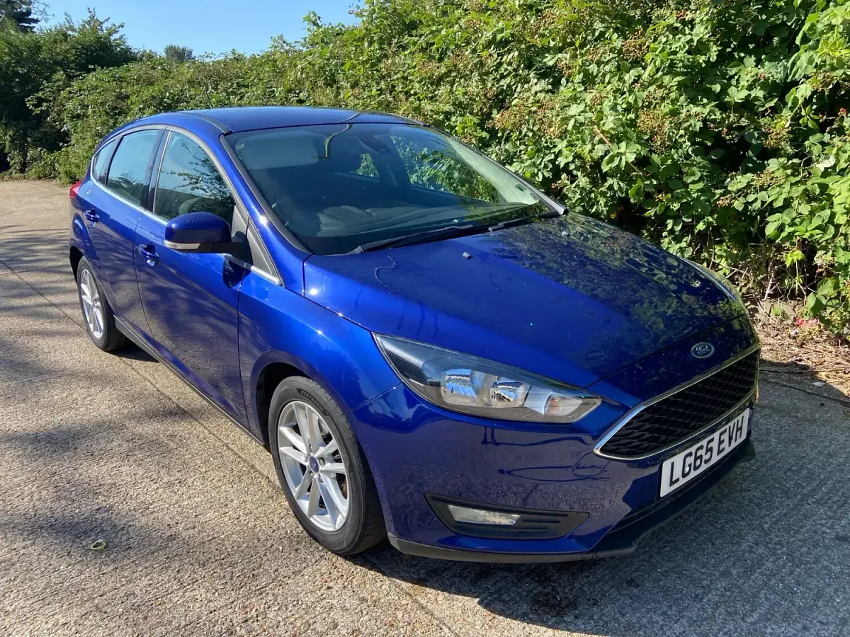 Used Ford Focus Zetec 2015 Blue Hatchback