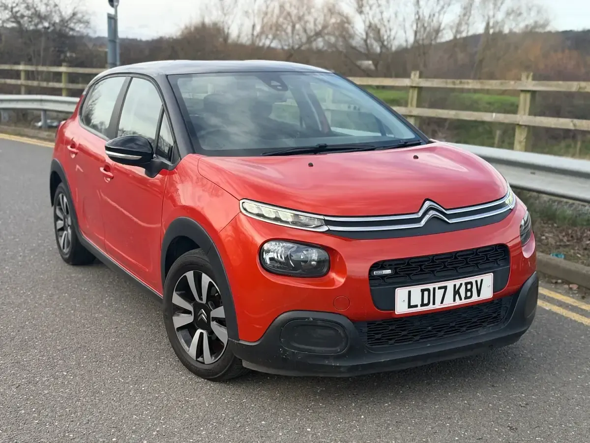 Used Citroën C3 Feel 80 HP (58 kW) 2017 Orange Hatchback