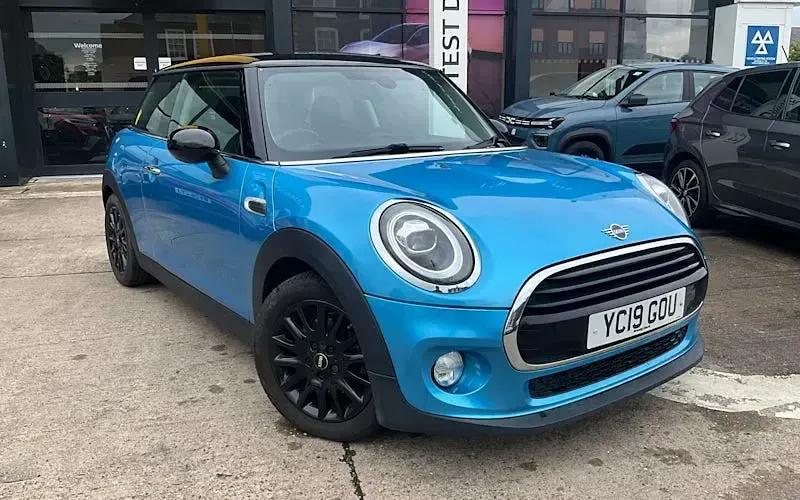 Used Mini Cooper Classic 136 HP (100 kW) 2019 Hatchback