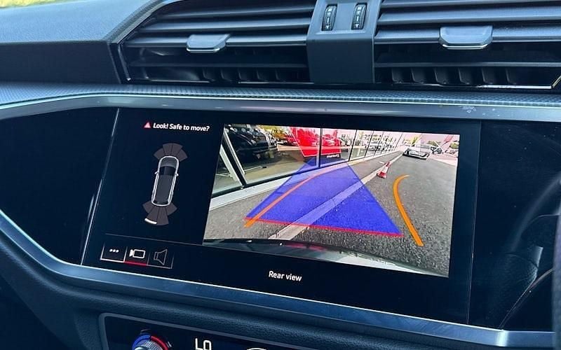 Used Audi Q3 S-Line 150 HP (110 kW) 2023 Grey SUV