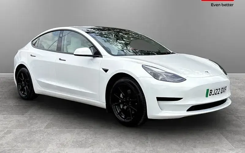 Used Tesla Model 3 Standard Range 180 kW (245 HP) 2022 Sedan