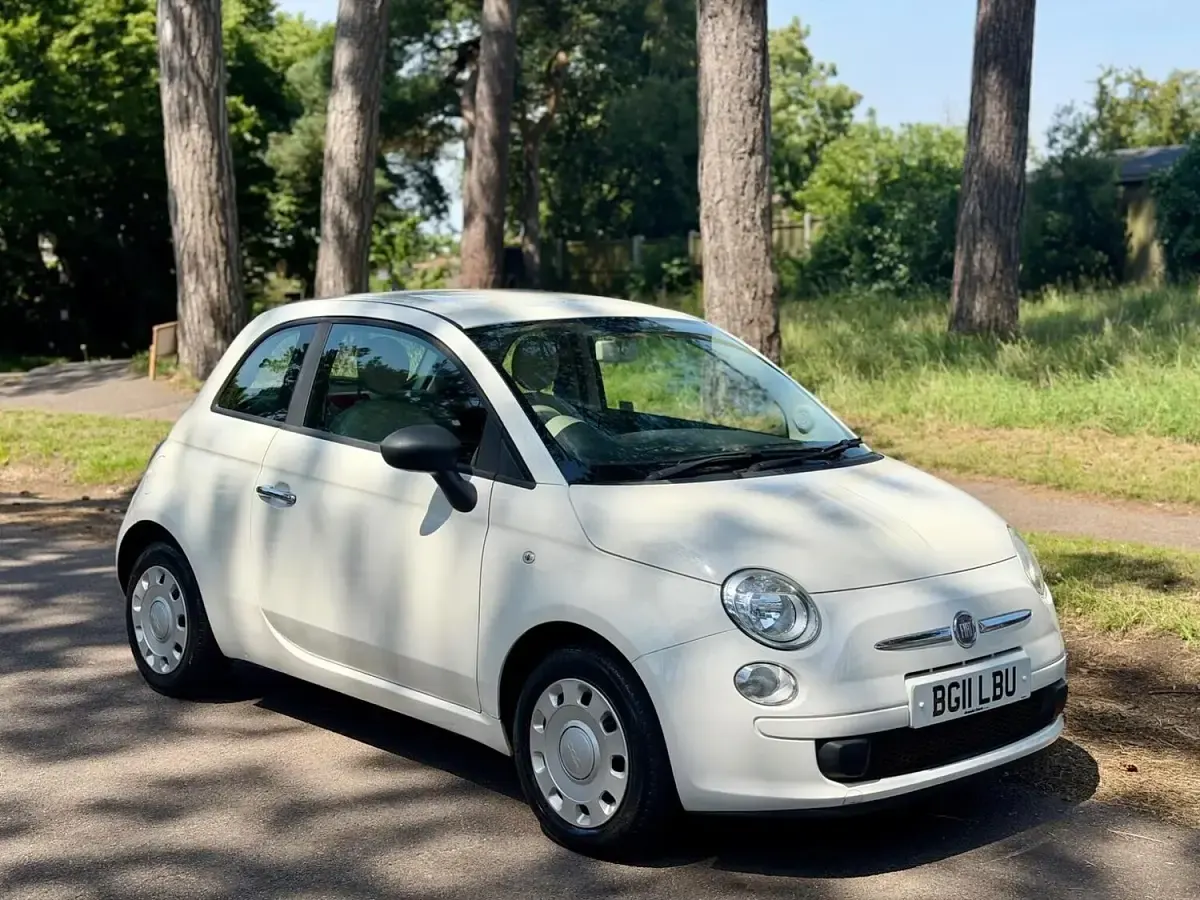 Used Fiat 500 Pop 69 HP (50 kW) 2011 White Hatchback