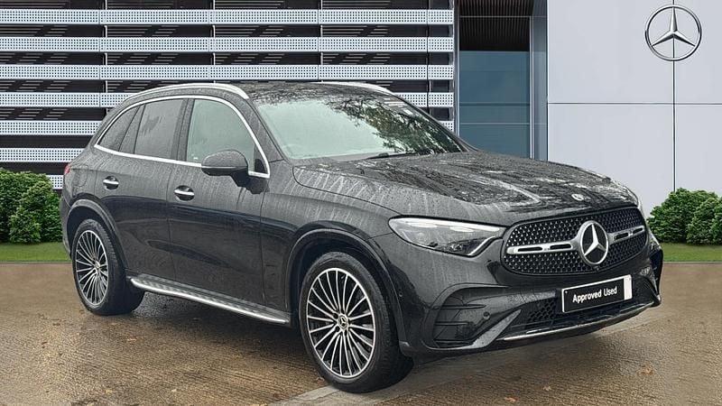 Used 2025 Mercedes 300 AMG Line Premium Plus Estate | £50,903 (A bit pricey) - Image 1/3