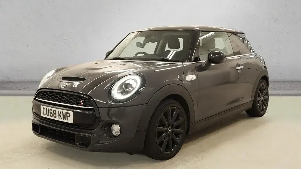 Used Mini Cooper S Hatch 192 HP (141 kW) 2018 Grey Hatchback