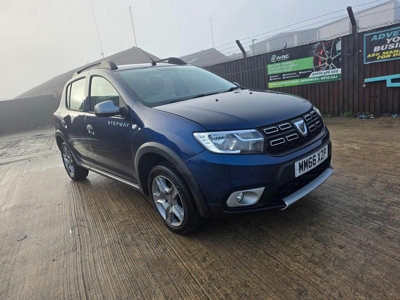 Blue Used 2017 Dacia Sandero Lauréate Hatchback | £3,499 (Super price) - Image 1/4
