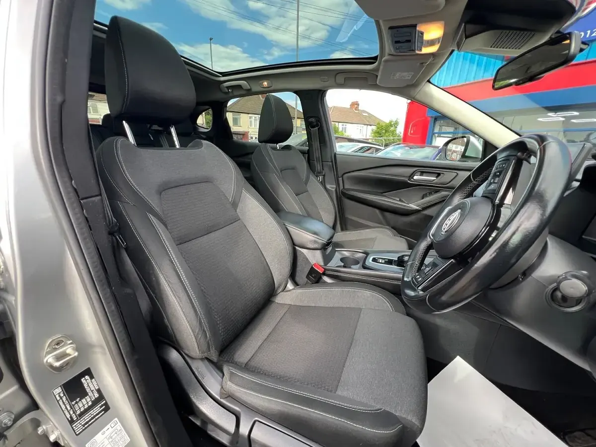 Used Nissan Qashqai N-Connecta 2023 Silver SUV
