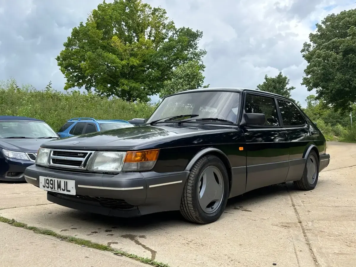 Used Saab 900 200 HP (147 kW) 2018 Black Hatchback
