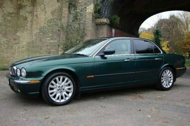 Used Jaguar XJ8 262 HP (192 kW) 2004 Sedan