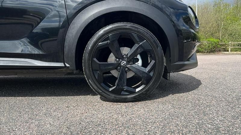 Used Nissan Juke Tekna 143 HP (105 kW) 2025 Pearl  black SUV