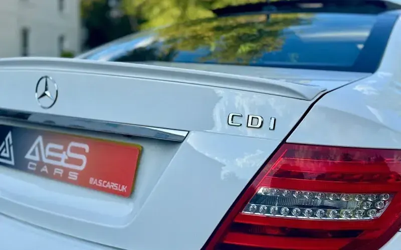 Used Mercedes C250 Sport Edition 204 HP (150 kW) 2014 White Coupe