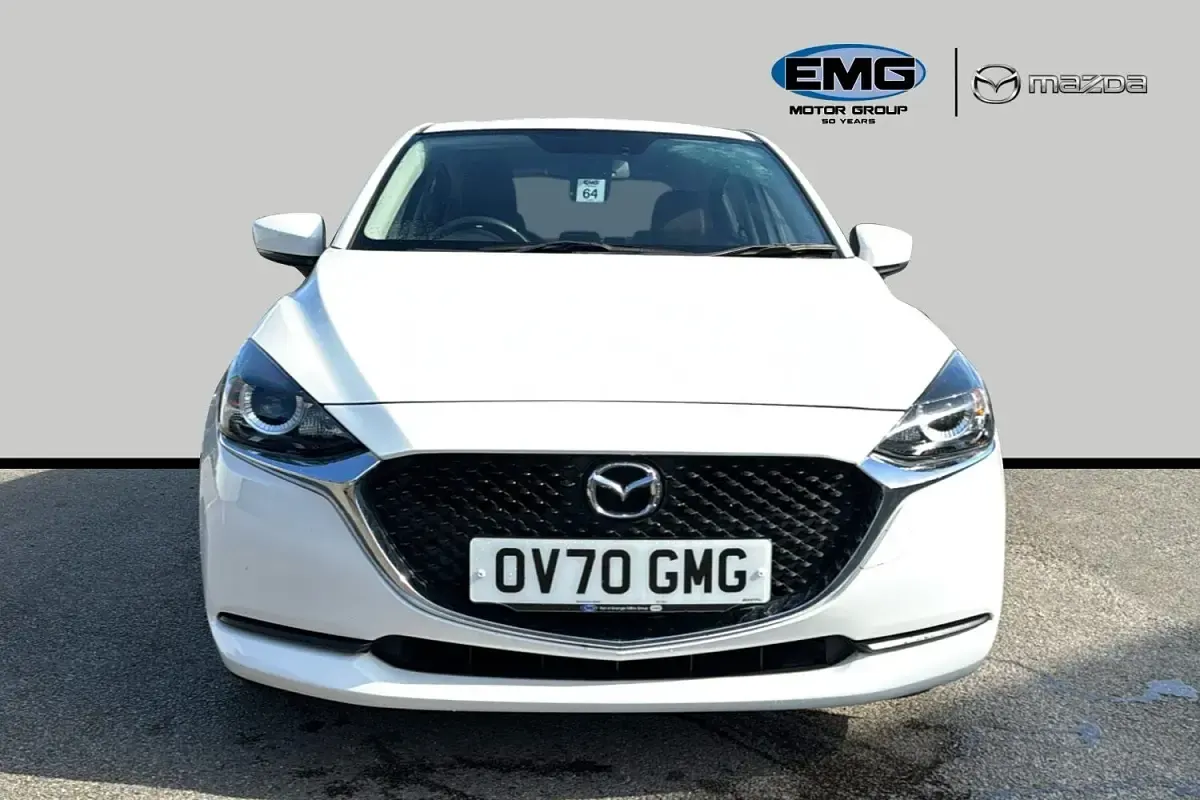 Begagnad Mazda 2 75 HK (55 kW) 2020 Vit Halvkombi