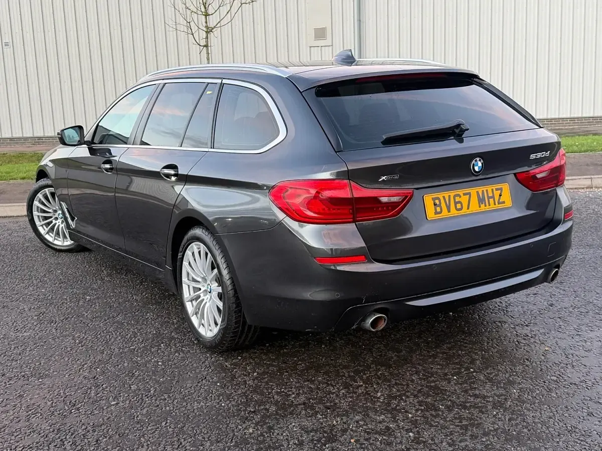 Used BMW 530 Sport Line 261 HP (191 kW) 2018 Grey Estate