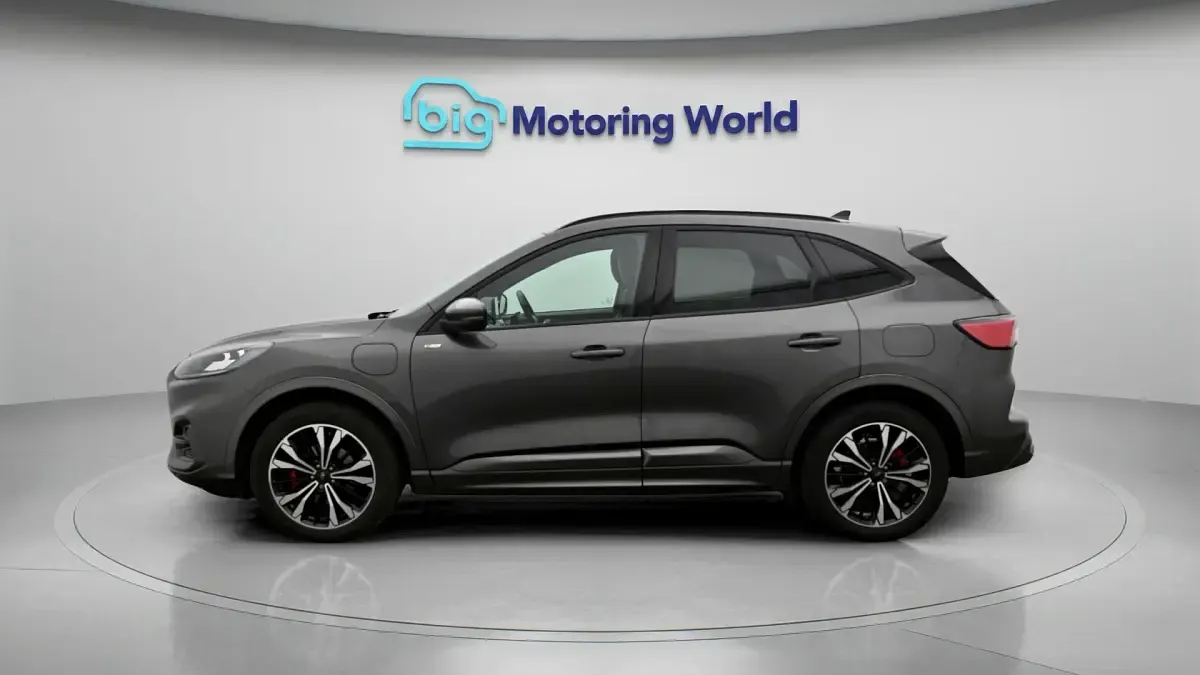 Used Ford Kuga ST-Line X 225 HP (165 kW) 2023 Grey SUV