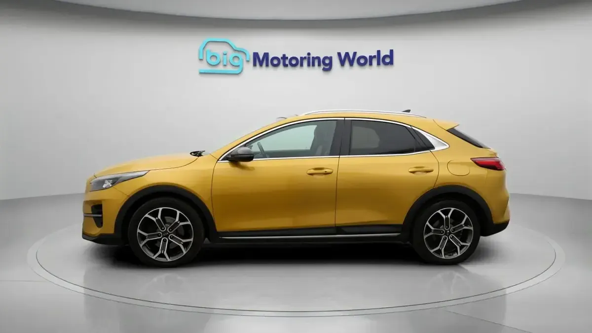 Usado Kia XCeed First Edition 138 HP (101 kW) 2020 Amarelo SUV