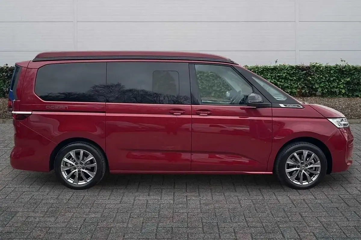 Used VW California California 204 HP (150 kW) 2025 Red Van