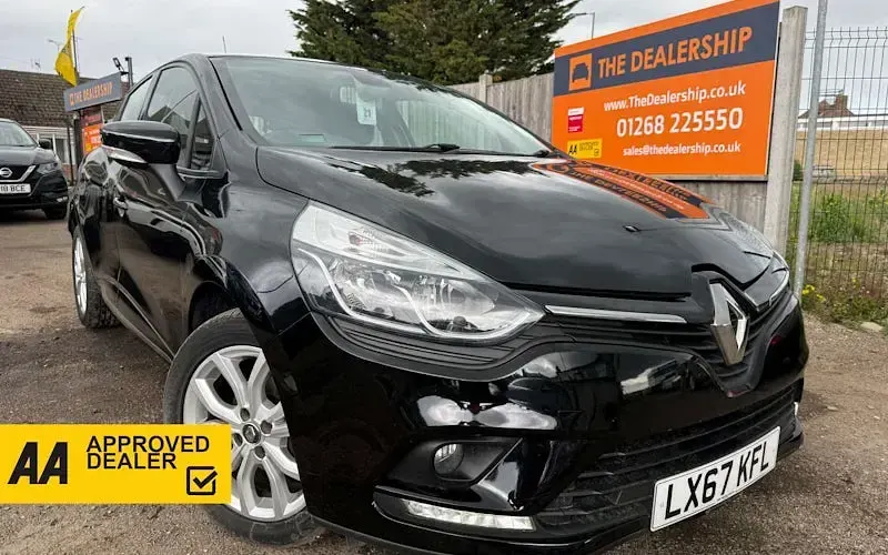 Used Renault Clio Dynamique 90 HP (66 kW) 2018 Hatchback