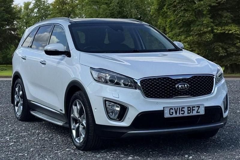 White Used 2015 Kia Sorento 4 SUV | £15,495 (Fair price) - Image 1/1