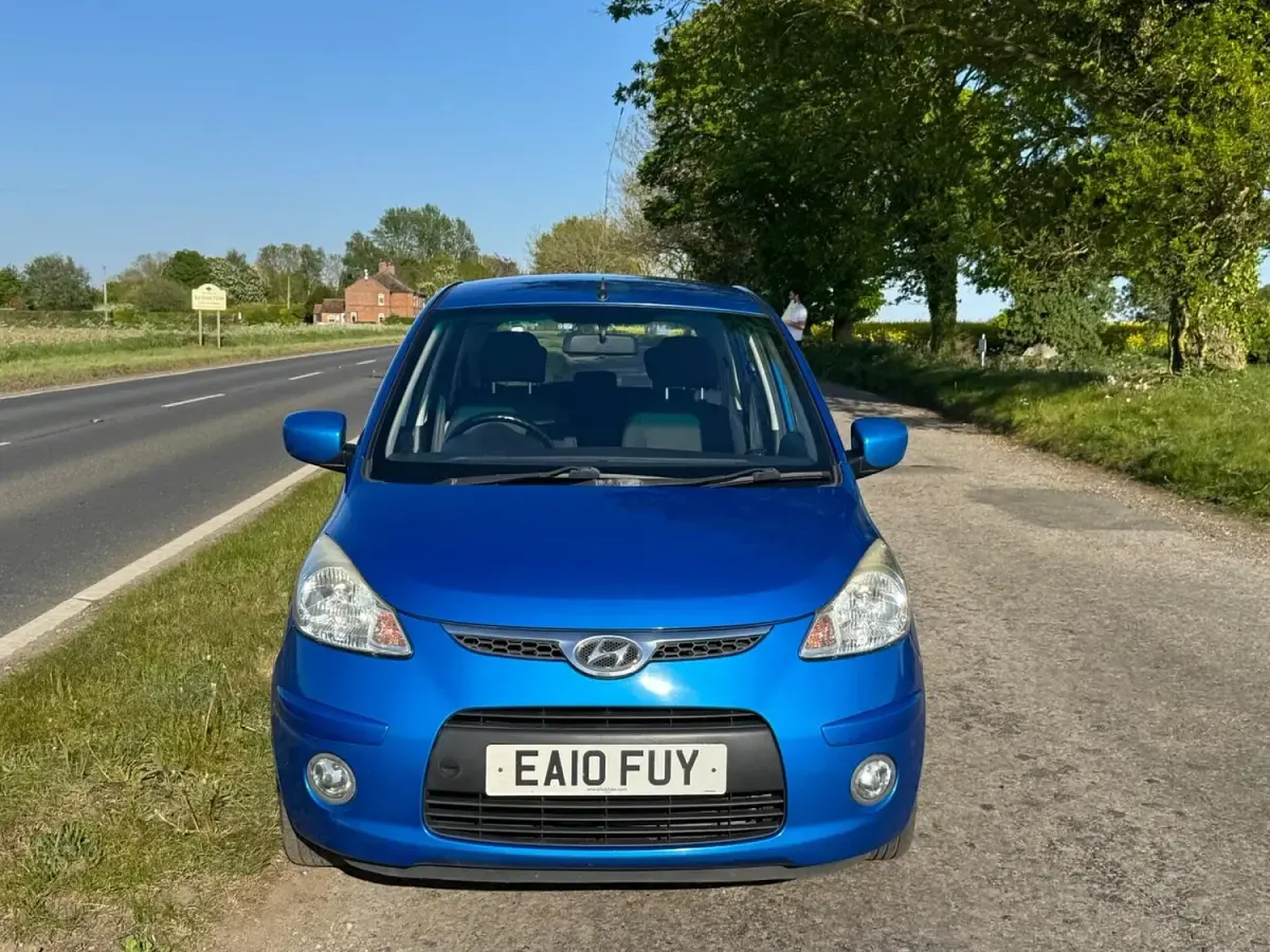 Used Hyundai i10 Edition 66 HP (48 kW) 2010 Blue Hatchback