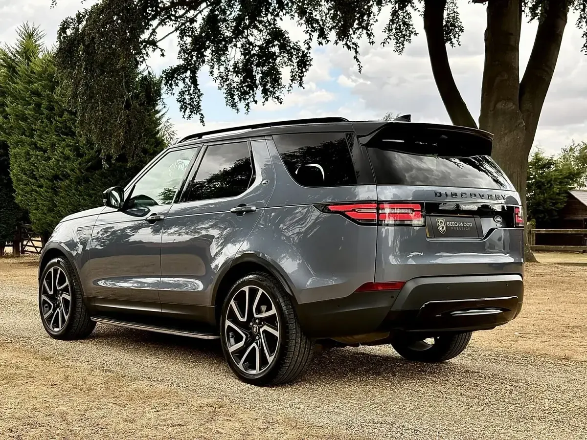 Used Land Rover Discovery HSE 300 HP (220 kW) 2020 Blue SUV