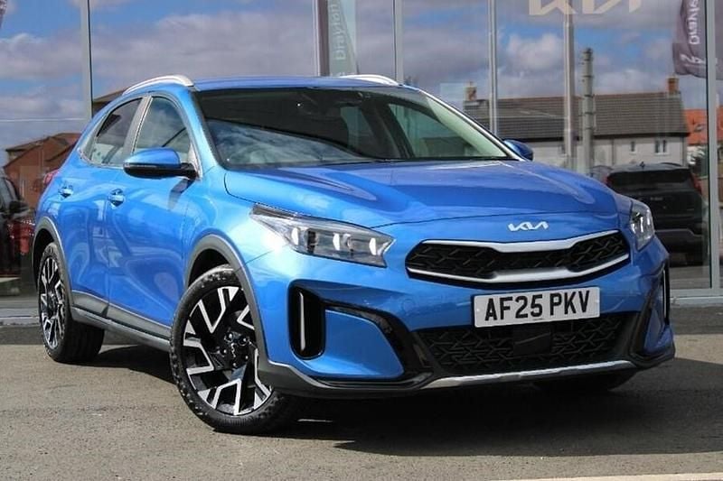 Blue Used 2025 Kia XCeed 3 SUV | £22,184 (Fair price) - Image 1/1