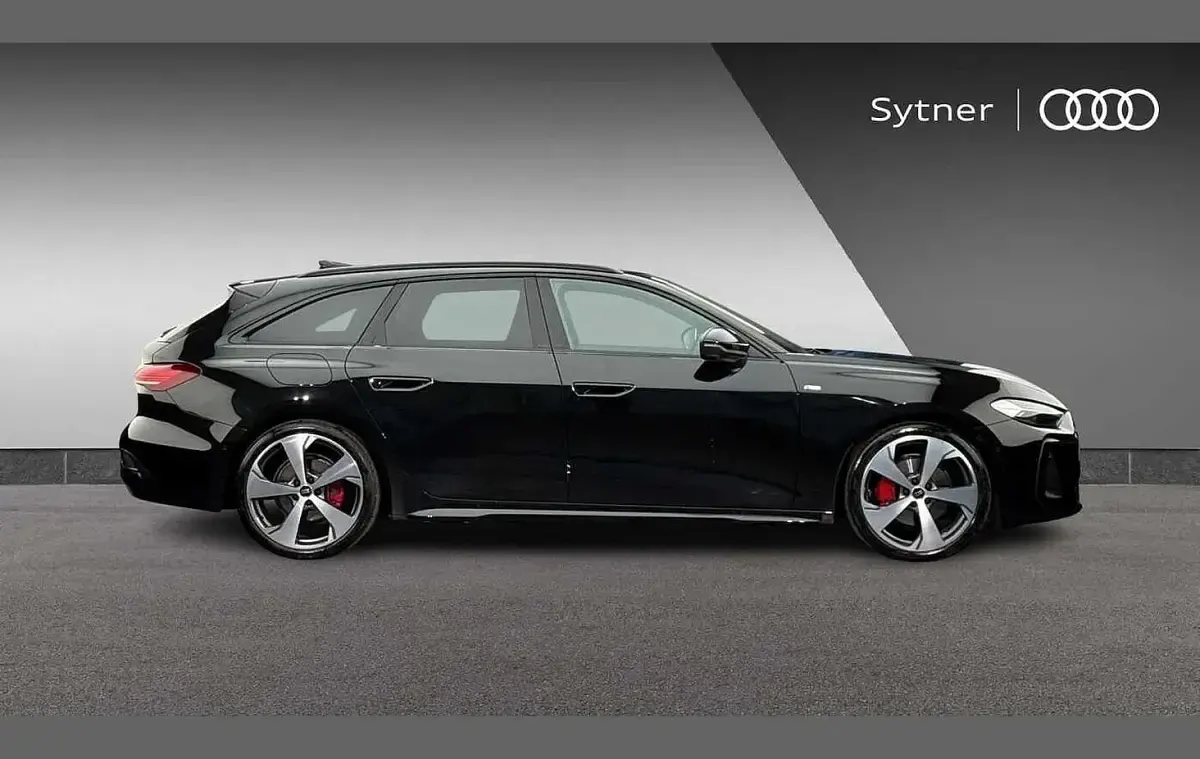 Used Audi A5 Advanced 200 HP (147 kW) 2025 Black Estate