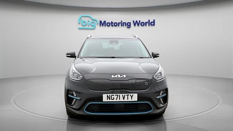 Used Kia e-Niro Plus 147 kW (201 HP) 2022 Black SUV