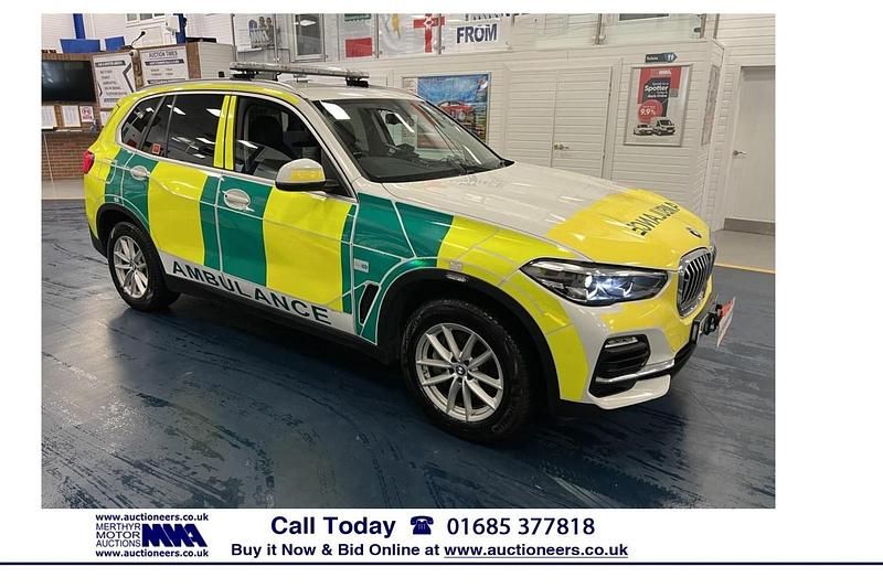 Used BMW X5 xLine 286 HP (210 kW) 2021 White SUV