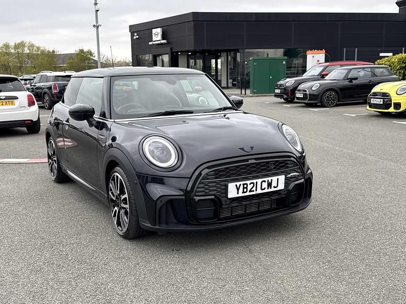 Used Mini Cooper Sport 134 HP (98 kW) 2021 Black Hatchback