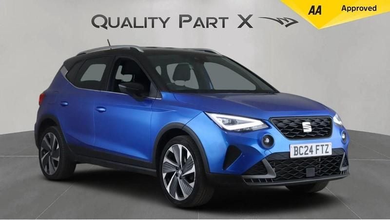 Blue Used 2024 Seat Arona FR Sport SUV | £15,350 (Good price) - Image 1/4