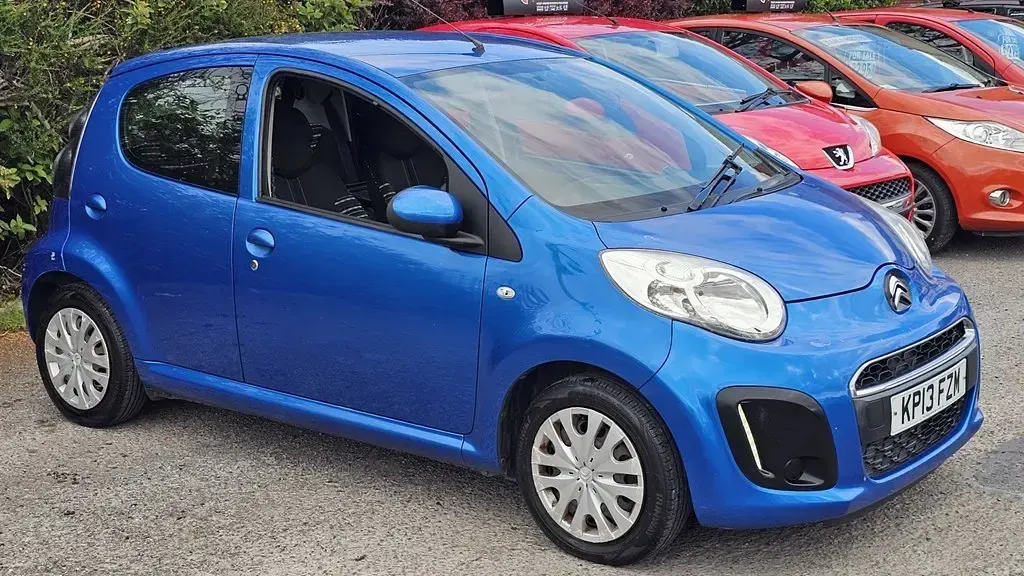 Used Citroën C1 VTR Sport 68 HP (50 kW) 2013 Blue Hatchback