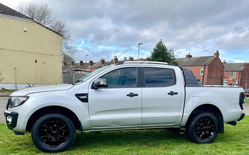 Used Ford Ranger Wildtrack 200 HP (147 kW) 2014 Silver Pickup