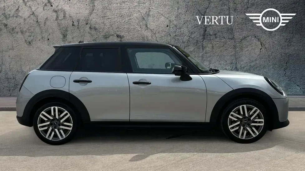 Used Mini Cooper S Hatch 201 HP (147 kW) 2025 Silver Hatchback