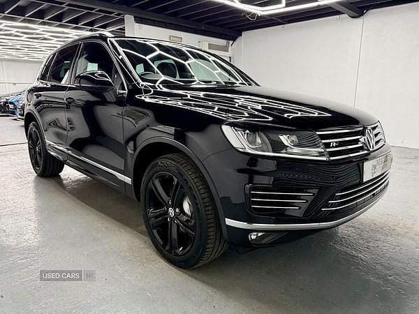Used VW Touareg R-line Plus 262 HP (192 kW) 2017 Black SUV