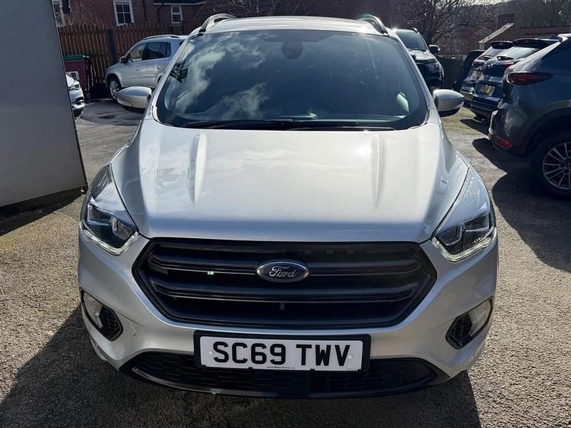Używany Ford Kuga ST-Line 150 KM (110 kW) 2020 Srebrny SUV