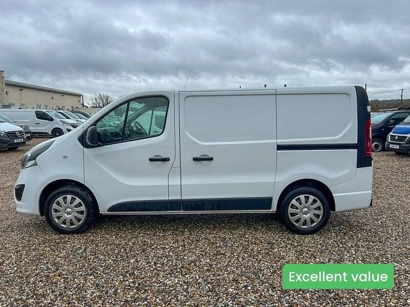 Used Vauxhall Vivaro Sportive 120 HP (88 kW) 2018 White MPV