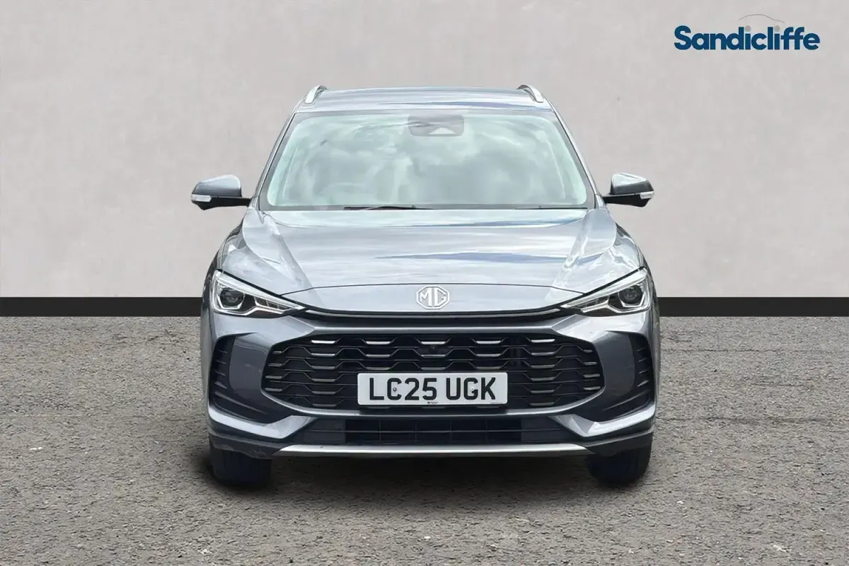 Used MG ZS Trophy 196 HP (144 kW) 2024 Metallic  hampstead grey SUV