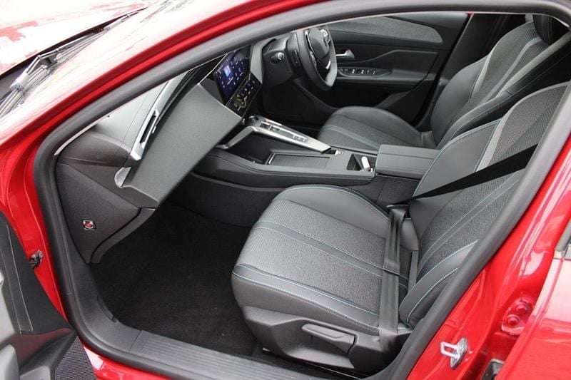 Red Used 2024 Peugeot 308 Allure Estate | £20,269 (A bit pricey) - Image 1/4