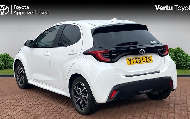 Used Toyota Yaris Hybrid Design 116 HP (85 kW) 2026 Hatchback