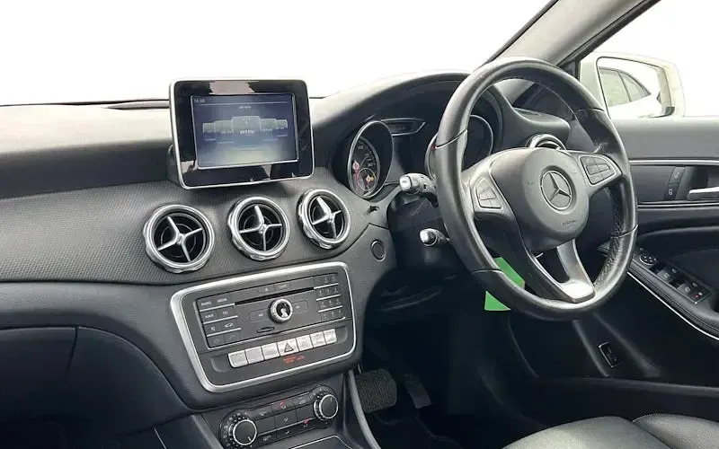 Usado Mercedes GLA200 Executive 156 CV (114 kW) 2019 SUV