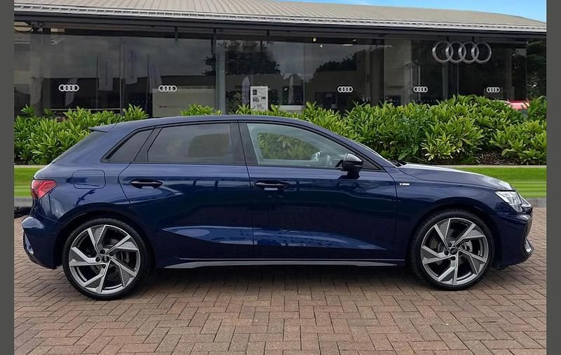 Used Audi A3 Black Edition 147 HP (108 kW) 2025 Blue Hatchback