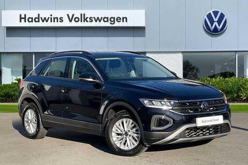 Black Used 2022 VW T-Roc Life SUV | £17,995 (Fair price) - Image 1/4
