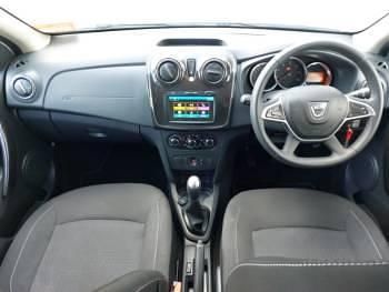 Used Dacia Sandero Comfort 73 HP (53 kW) 2019 White Hatchback