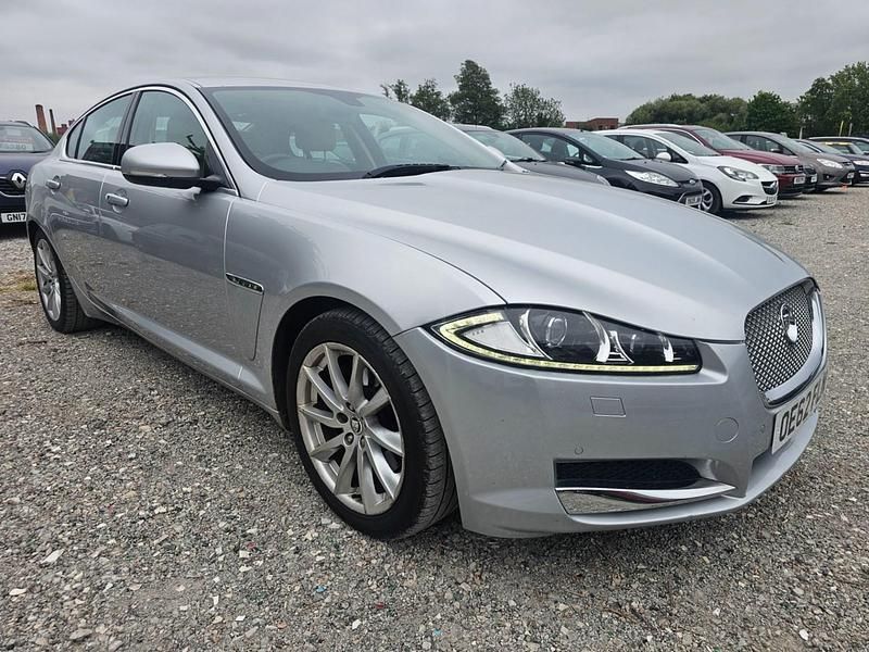 Silver Used 2012 Jaguar XF Premium Luxury Sedan | £4,995 (Fair price) - Image 1/4