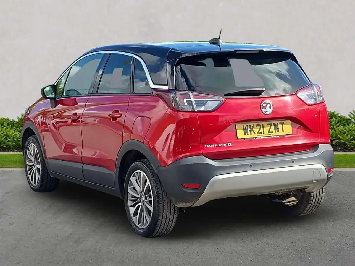 Usado Vauxhall Crossland X S 110 CV (80 kW) 2021 Rojo SUV