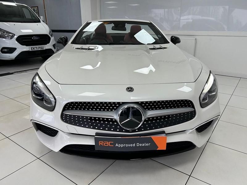 Used Mercedes SL400 AMG Line Premium 2018 White Cabriolet